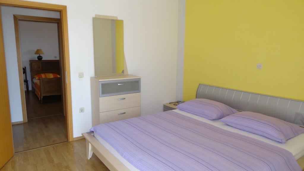 Apartments Braco Seget Vranjica Esterno foto